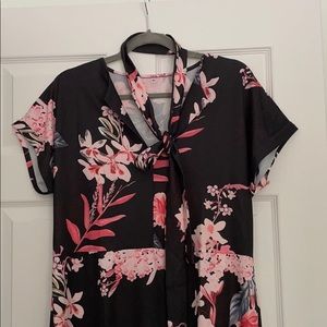 Short sleeve floral dress